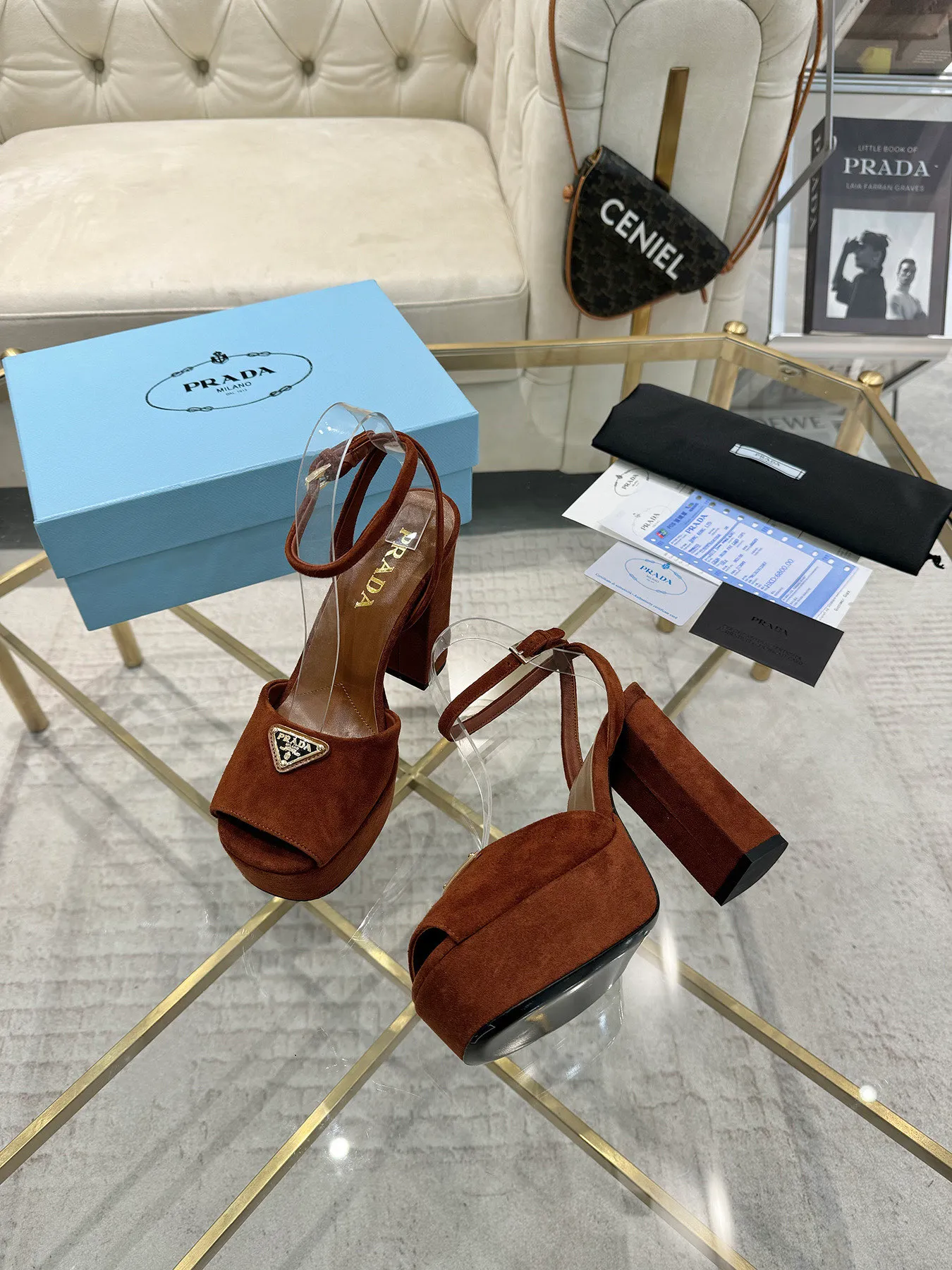 👟👟Ex-factory price 600👟👟 (imitation leather bottom-20) New arrival 👉Ready stock👈Remove the original board and make a 1:1 replica‼ ️The highest version ✅ Prada's early spring catwalk hot style 😘The latest spring style Thick heel square toe water platform series (genuine leather outsole) (simulated leather sole) A must-have for goddesses, super beautiful on the feet 👉The upper is made of imported original sheep leather, soft and textured, lining + foot pads, imported sheepskin lining, breathable and comfortable, private model water platform, heel, water platform 4M, heel height 13M Code number 35M-39M (34 40 41 42 43 is custom-made and cannot be returned or exchanged)